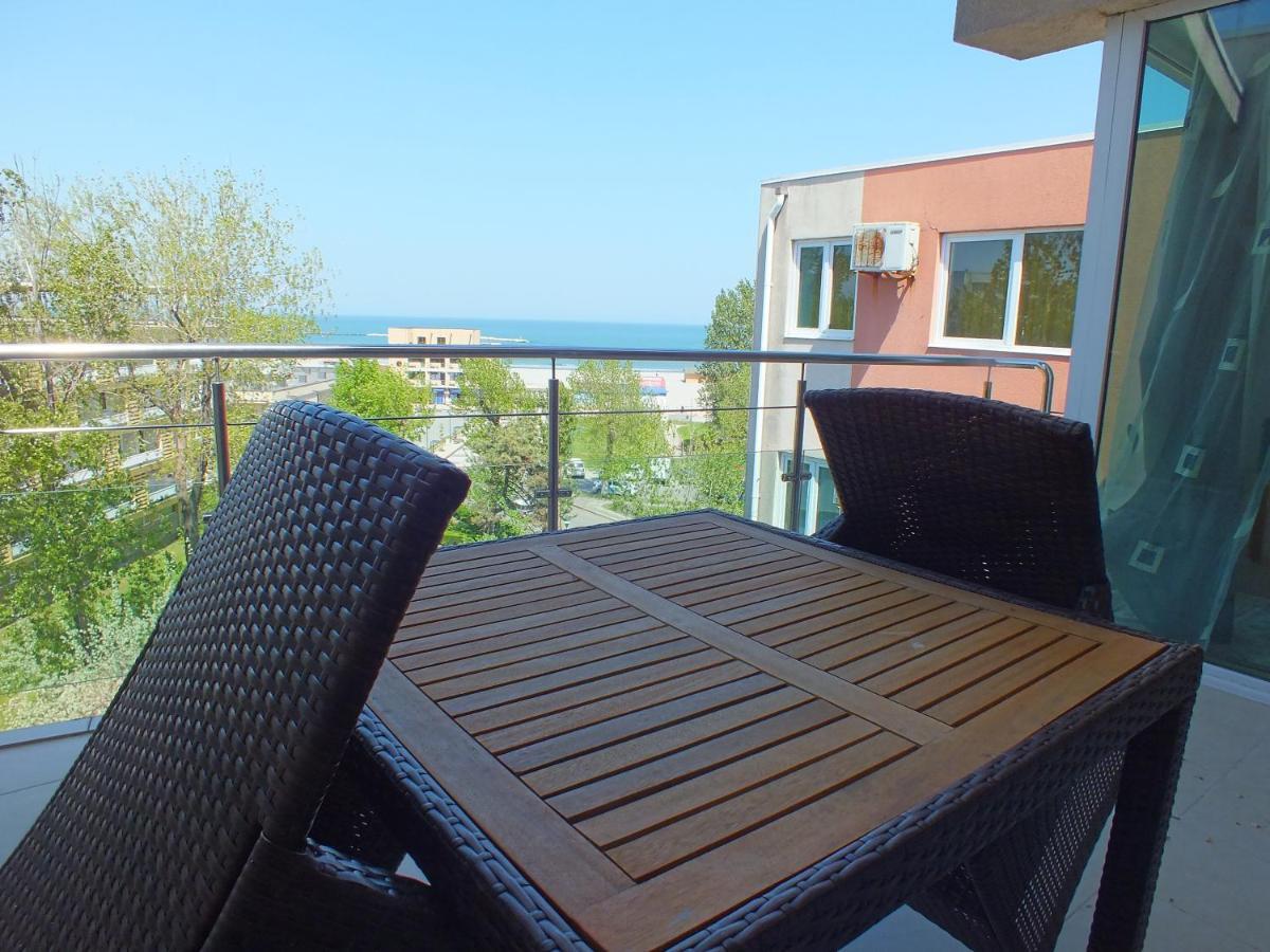 Апартаменти Seaside Piano Bar Apartament Мамая Екстер'єр фото