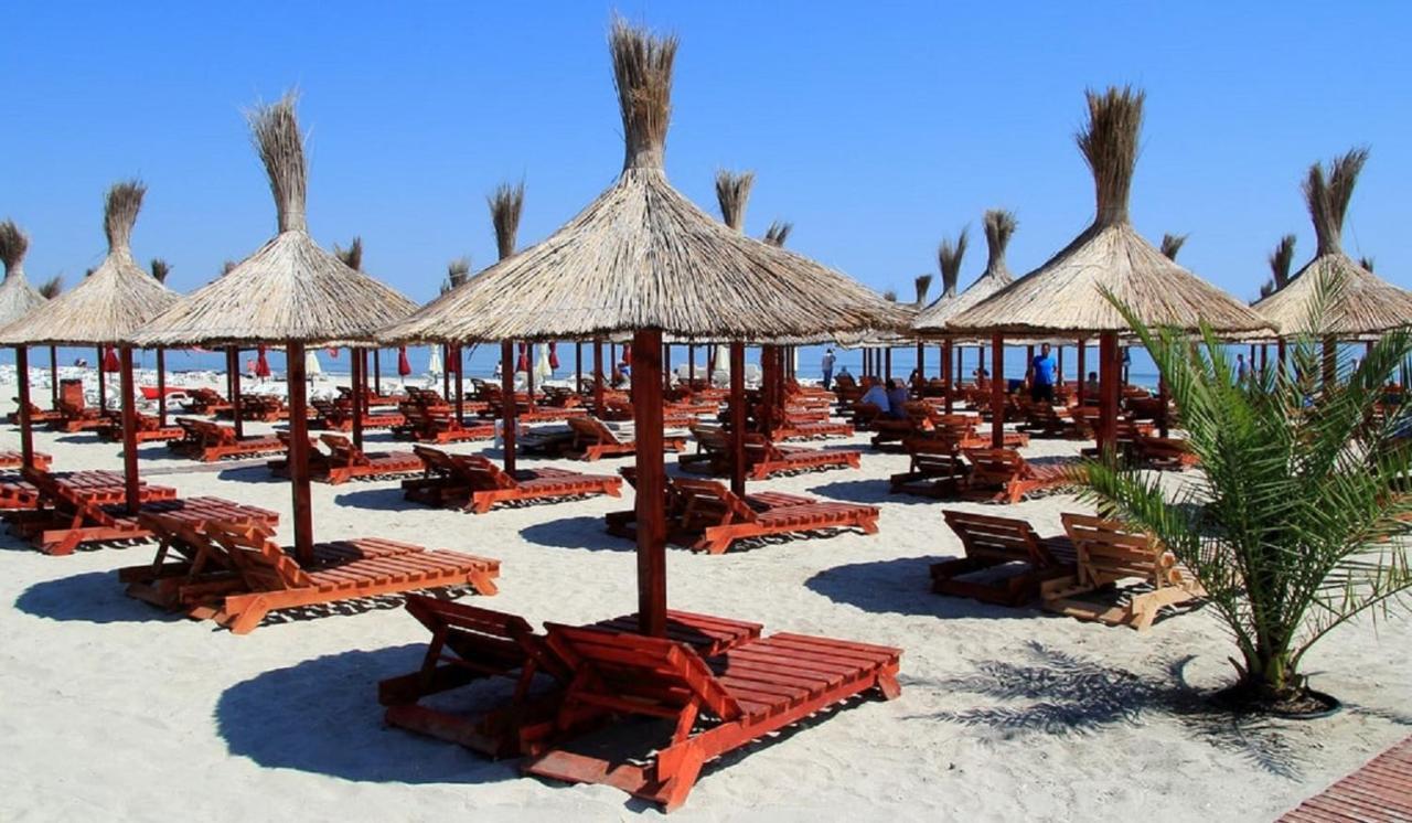 Апартаменти Seaside Piano Bar Apartament Мамая Екстер'єр фото